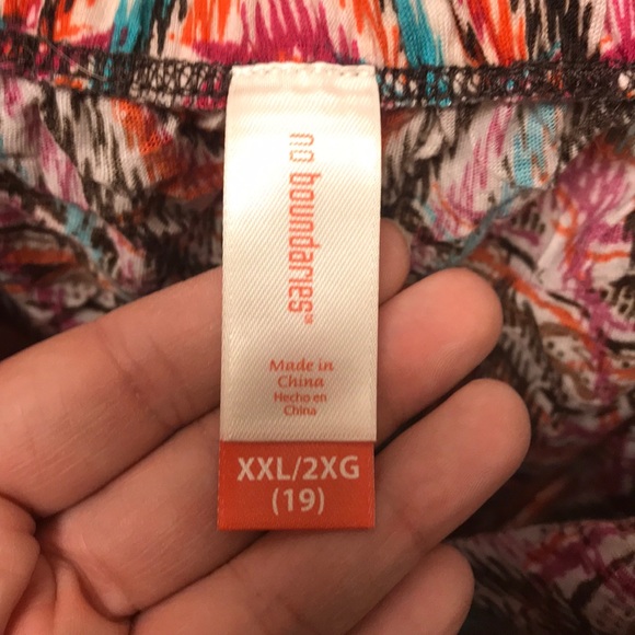 Halter Top - Picture 4 of 4